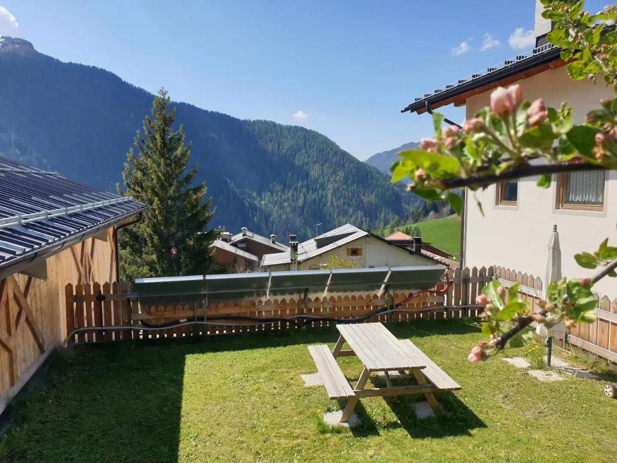 App Col Di Lana - Agriturismo La Majon Da Col Colle Santa Lucia Eksteriør billede